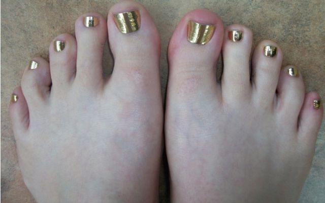 Minx - Gold Lightning