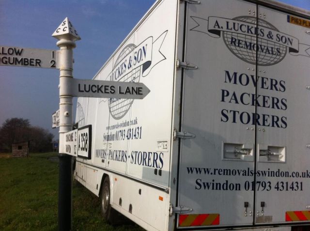 Removals Swindon