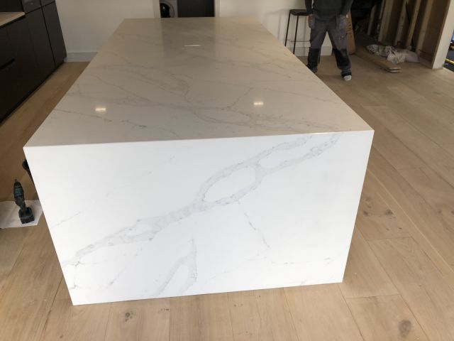 Quartz worktop island bench