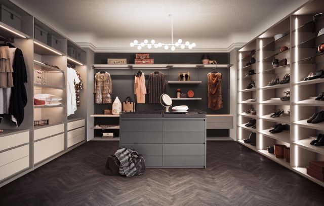 Walk In Wardrobes