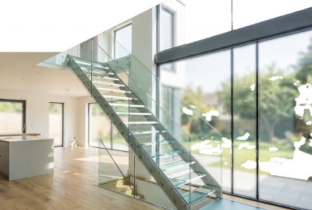 Toughened glass staircase