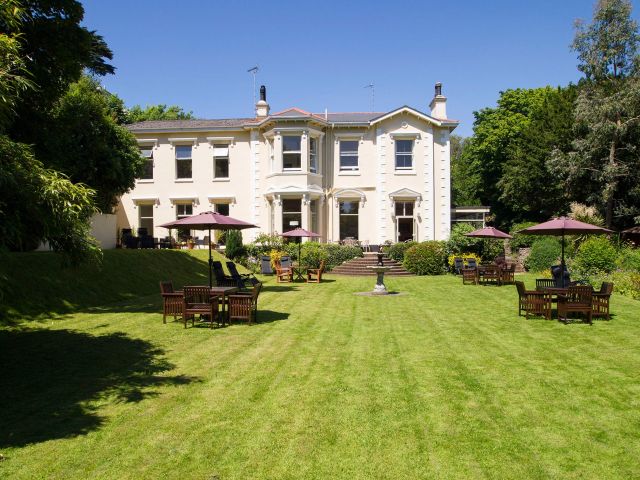 The Hotel Balmoral Torquay Garden