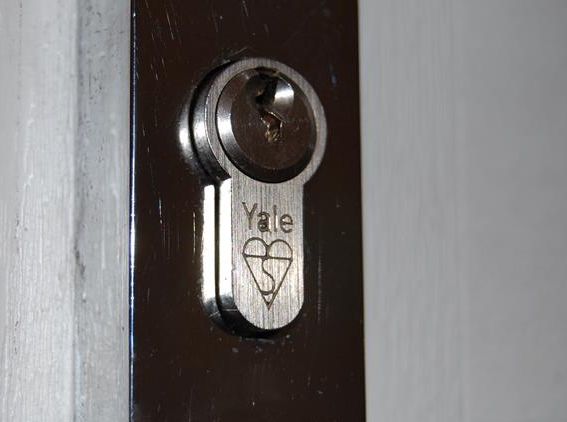 Yale euro cylinder